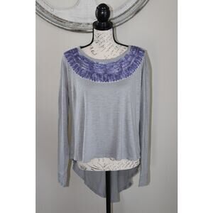 Gianni Bini Women's Long sleeve Shirt Gray Hi Lo Hem Purple Embellishment Size L